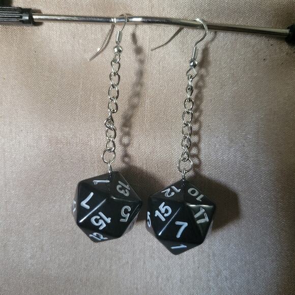 D20 black gamer dice drop earrings - Picture 1 of 1